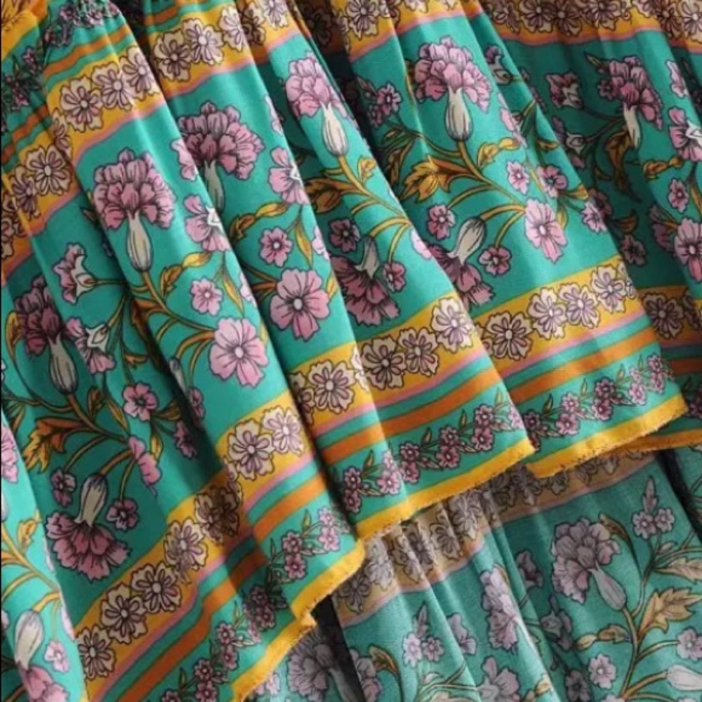 Bohemian Floral Gypsy Elastic Smocked Waist Skirt - Picture 6 of 7
